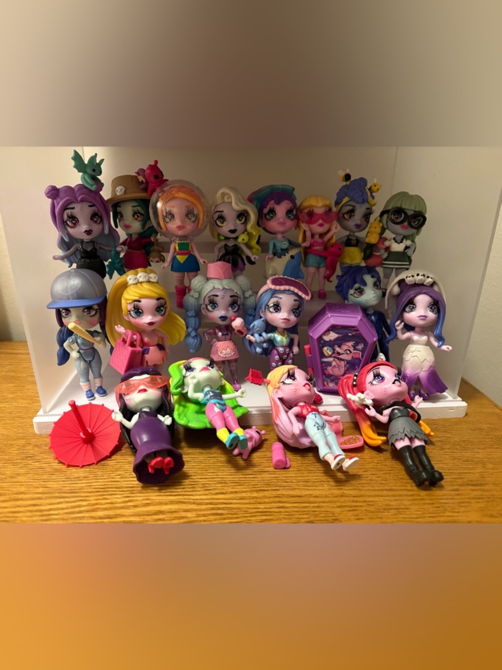 Zombaes forever collection